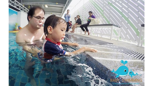 baby swimming thailand_15.6.16-2