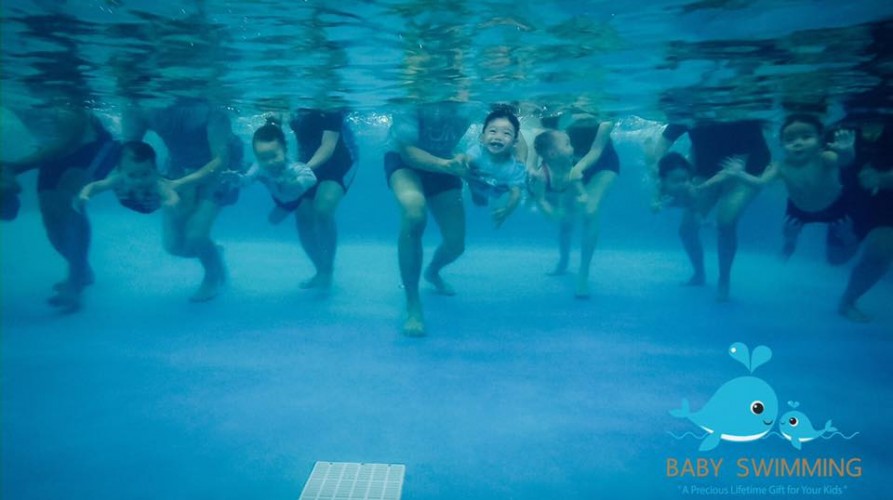 เรียนว่ายน้ำให้ลูกน้อย