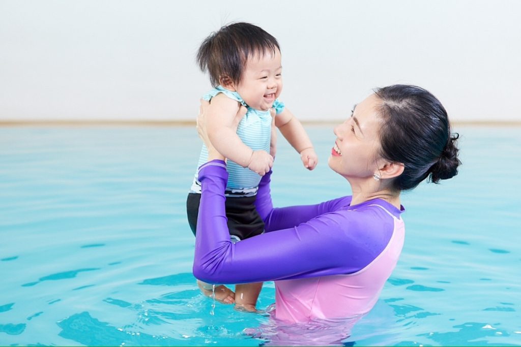 4.คอร์สเรียนว่ายน้ำเด็กเล็ก Baby Swimming